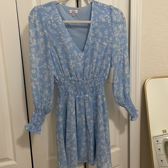 brand new blue flowery dress - Picture 4 of 4